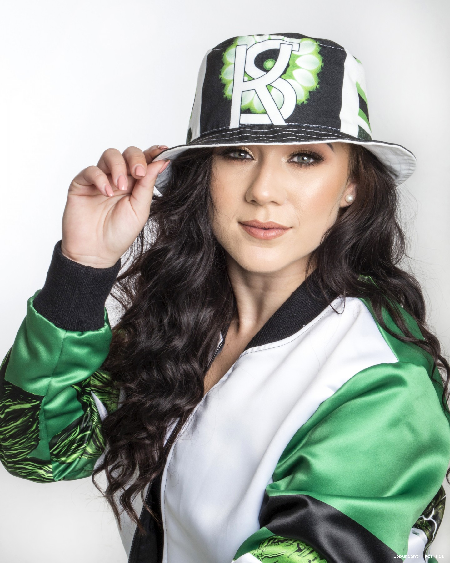 SK Green Black & White